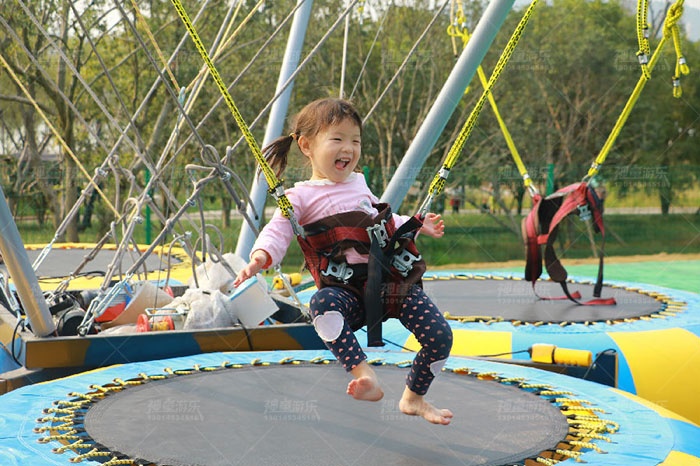 兒童蹦極 兒童蹦極